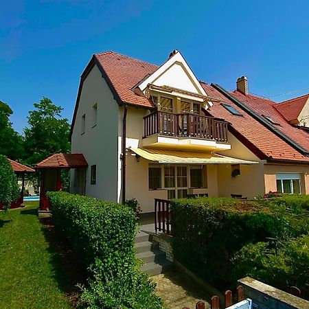 Balatonfůzfő Szepkilatas Vendeghaz 빌라 외부 사진